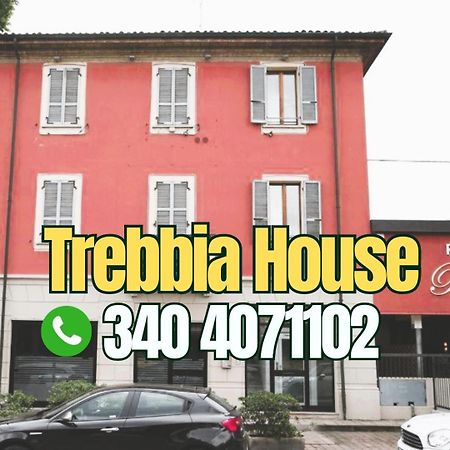 شقة La Francigena - Trebbia House بياتشينسا المظهر الخارجي الصورة